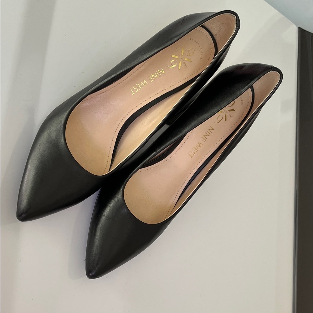 Nine West Elegant Black Leather Flats